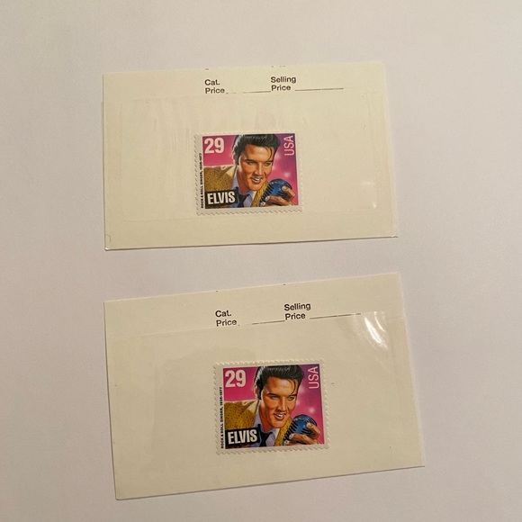 Elvis 1993 U.S Postal Service Stamp X 2 - Picture 3 of 4